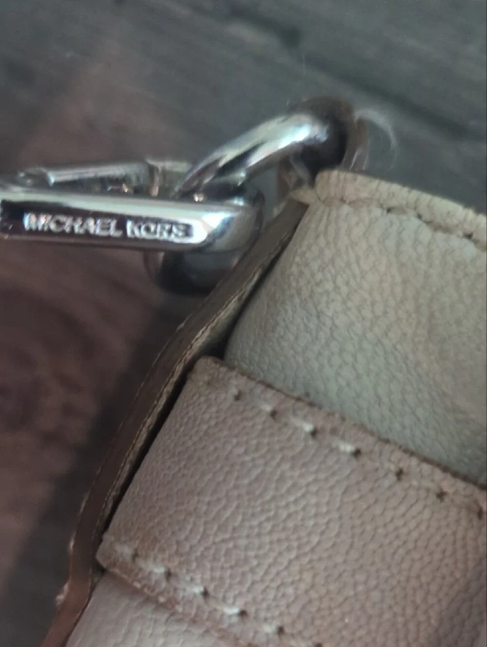 Michael Kors compact michael